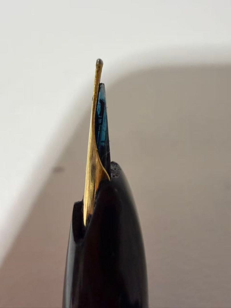 ブラック 万年筆 22金