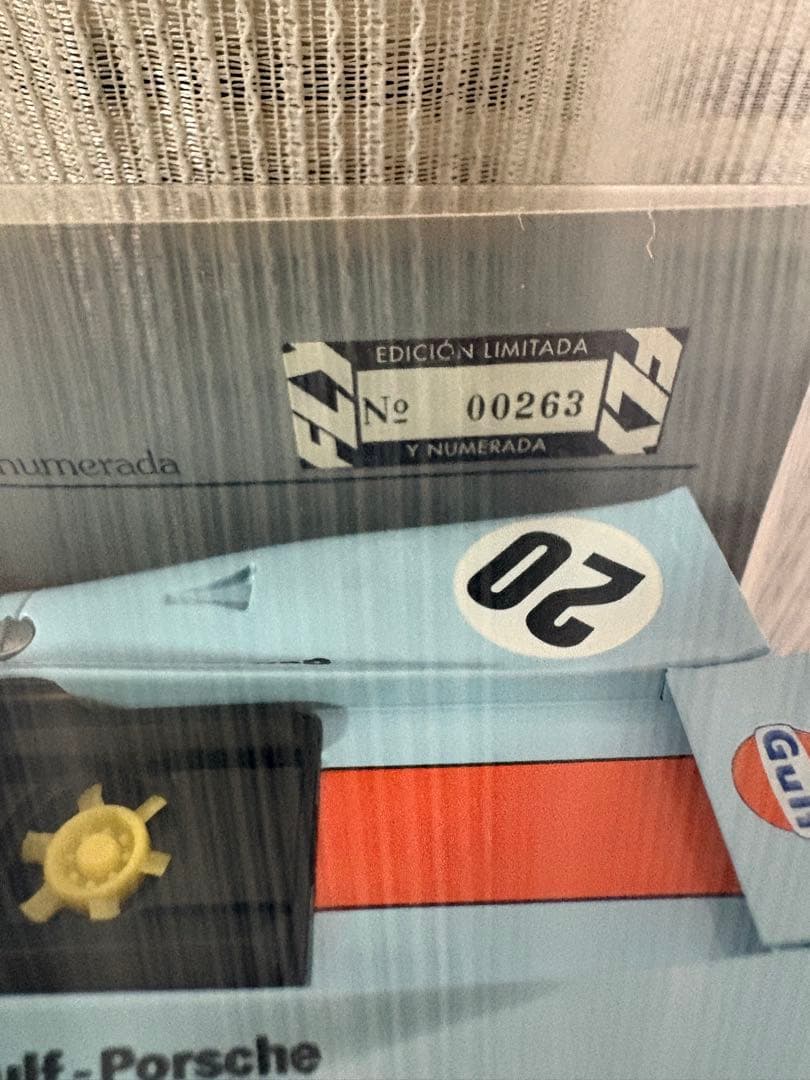 スロットカー1/32 gulfカラーPorsche917k! 10周年記念モデル