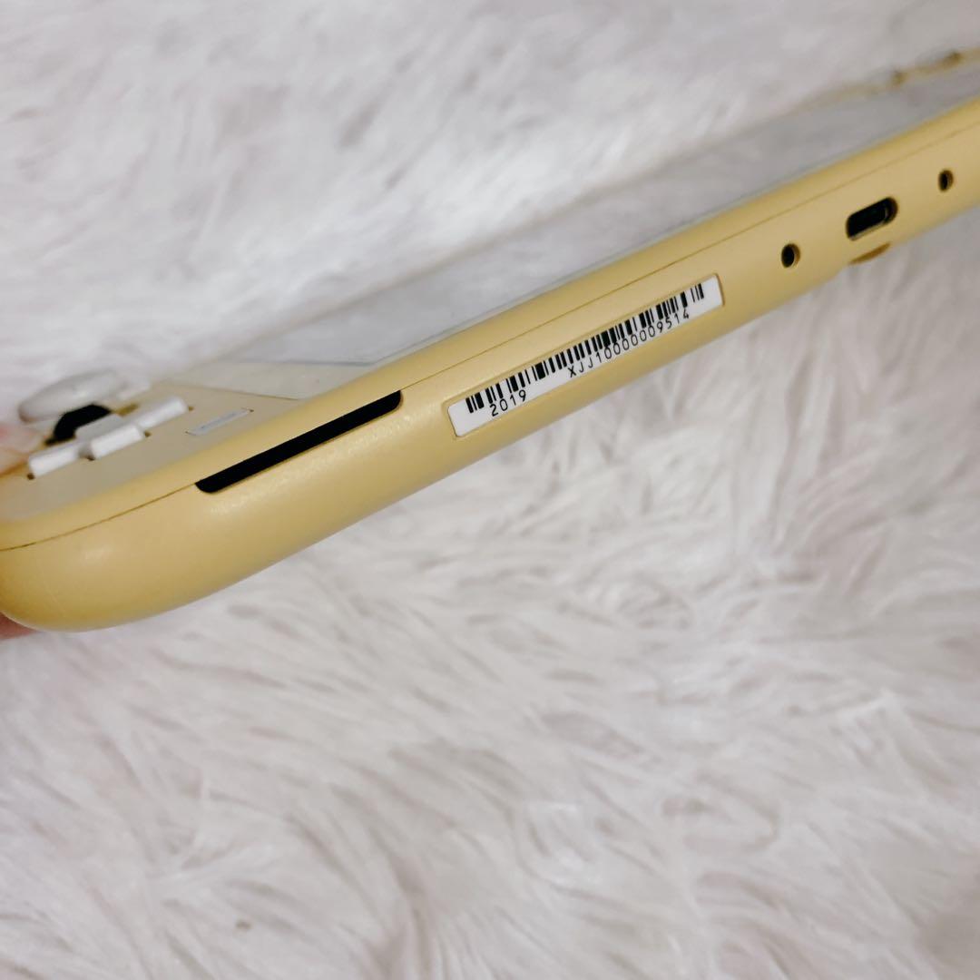 ニンテンドースイッチライト イエロー 任天堂 HDH-001 Switch