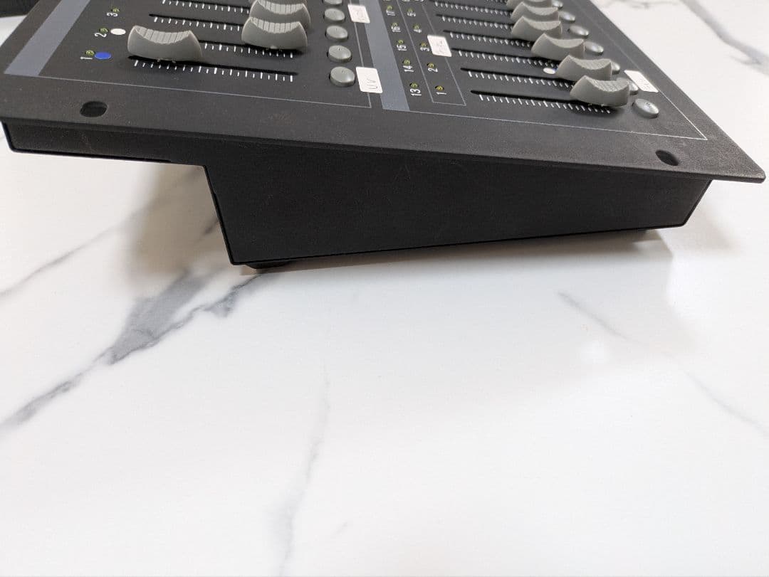 サウンドハウス　Scene Setter 24ch Dimmer Console