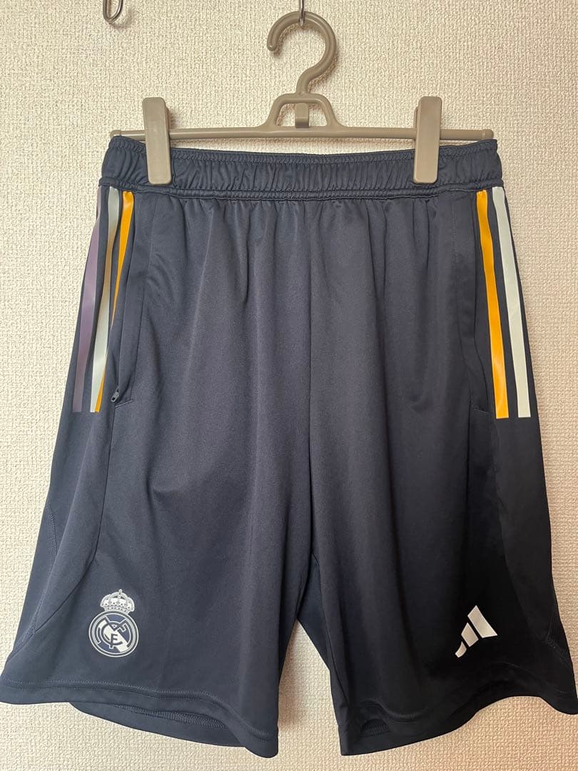 【正規品】レアル・マドリード 23-24 アウェイ バルベルデ 15 Lサイズ