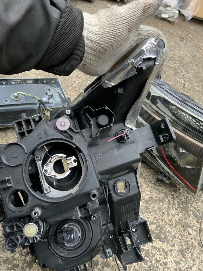 ニッサン　エルグランド　TE52　ヘッドライト　左右セット