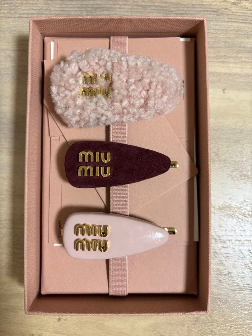 MIU MIU ヘアピン
