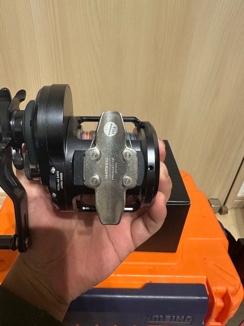 シマノ19 オシアジガー　Fカスタム　3000HG　右ハンドル