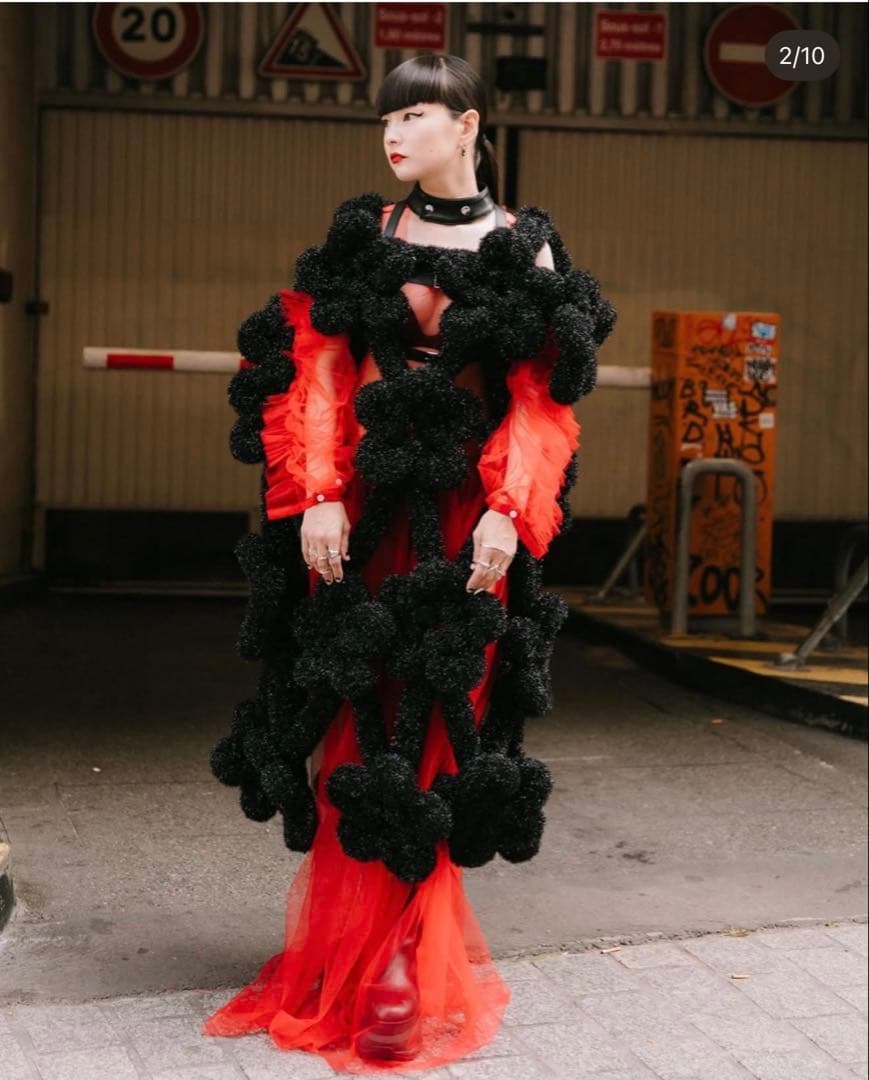 秋元梢着 23AW noir kei ninomiya フラワー ハーネスドレス