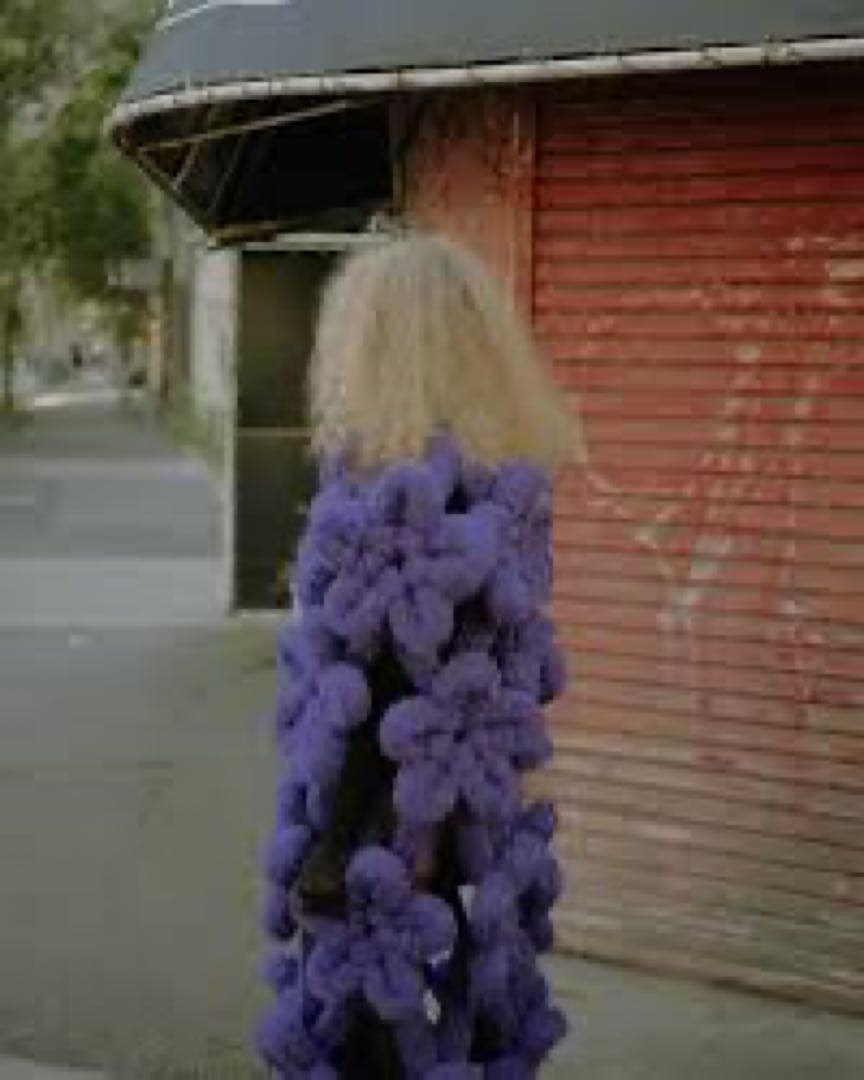 秋元梢着 23AW noir kei ninomiya フラワー ハーネスドレス