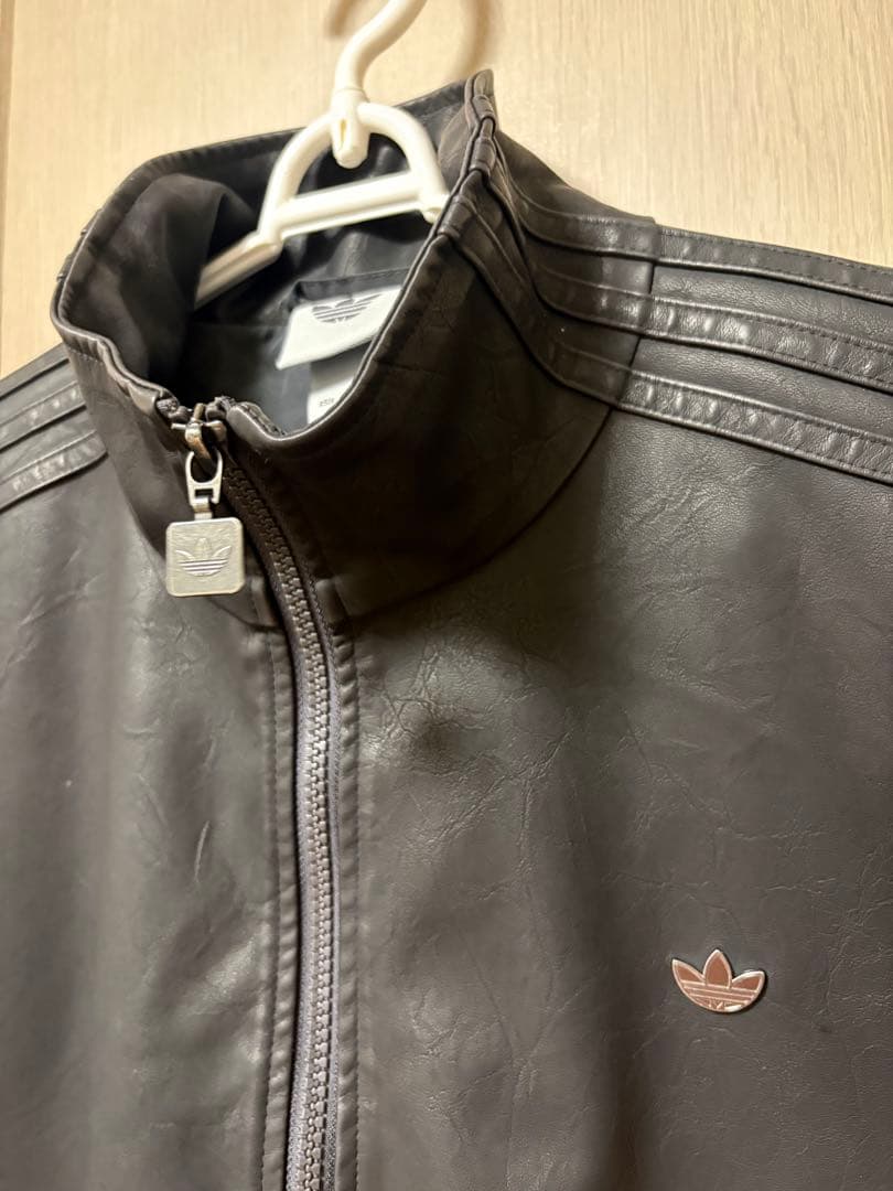 【adidas】レザージャケット