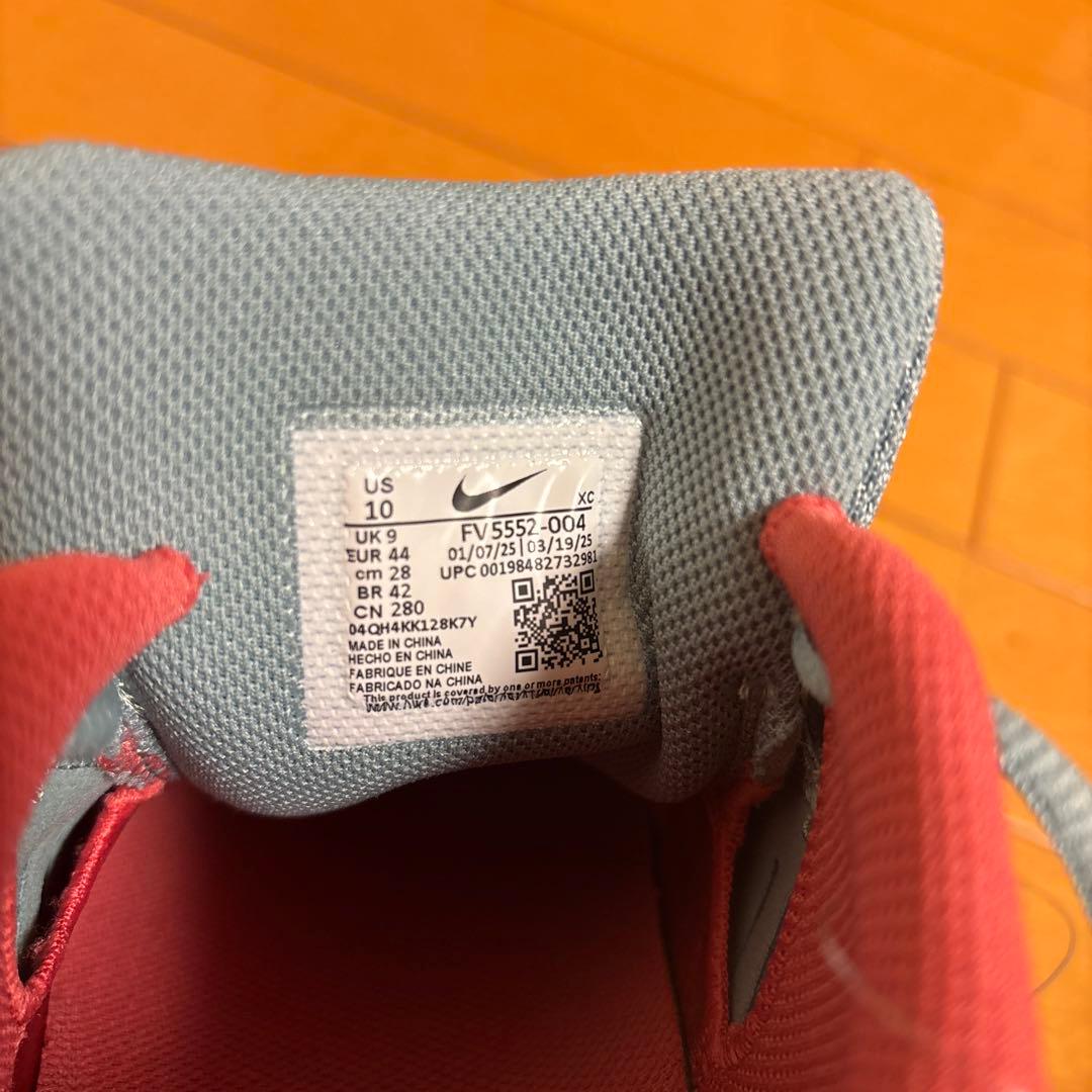 新品未使用　ナイキ　ヴェイパー12HC テニスシューズ　アルカラス