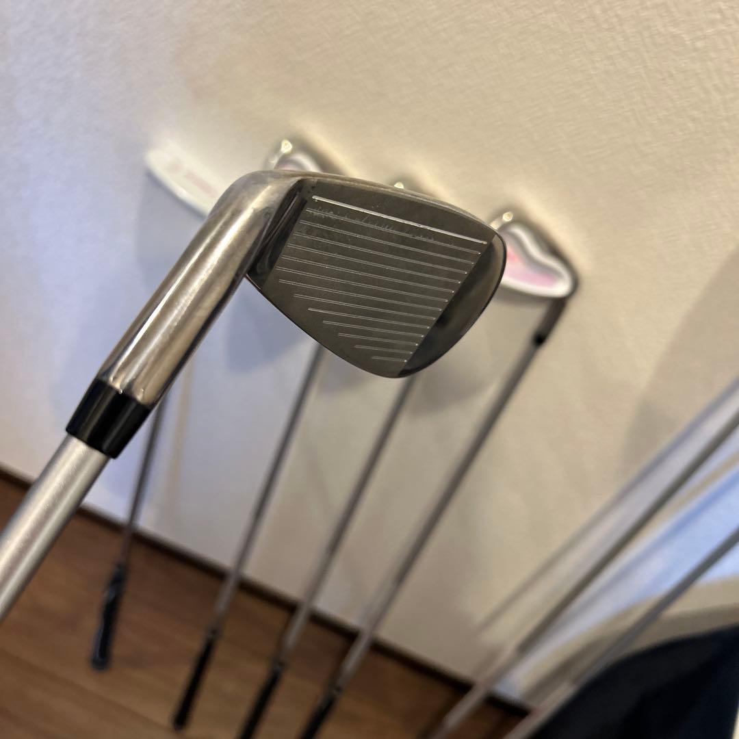 美品IGNIO レディースL 7本　右利き　イグニオ　ハーフゴルフセット