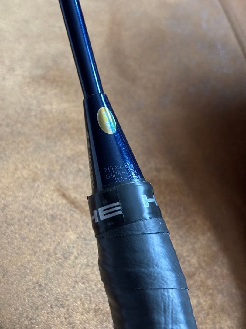 ヨネックス　アストロクス00 バトミントンラケット　付属ケース付き