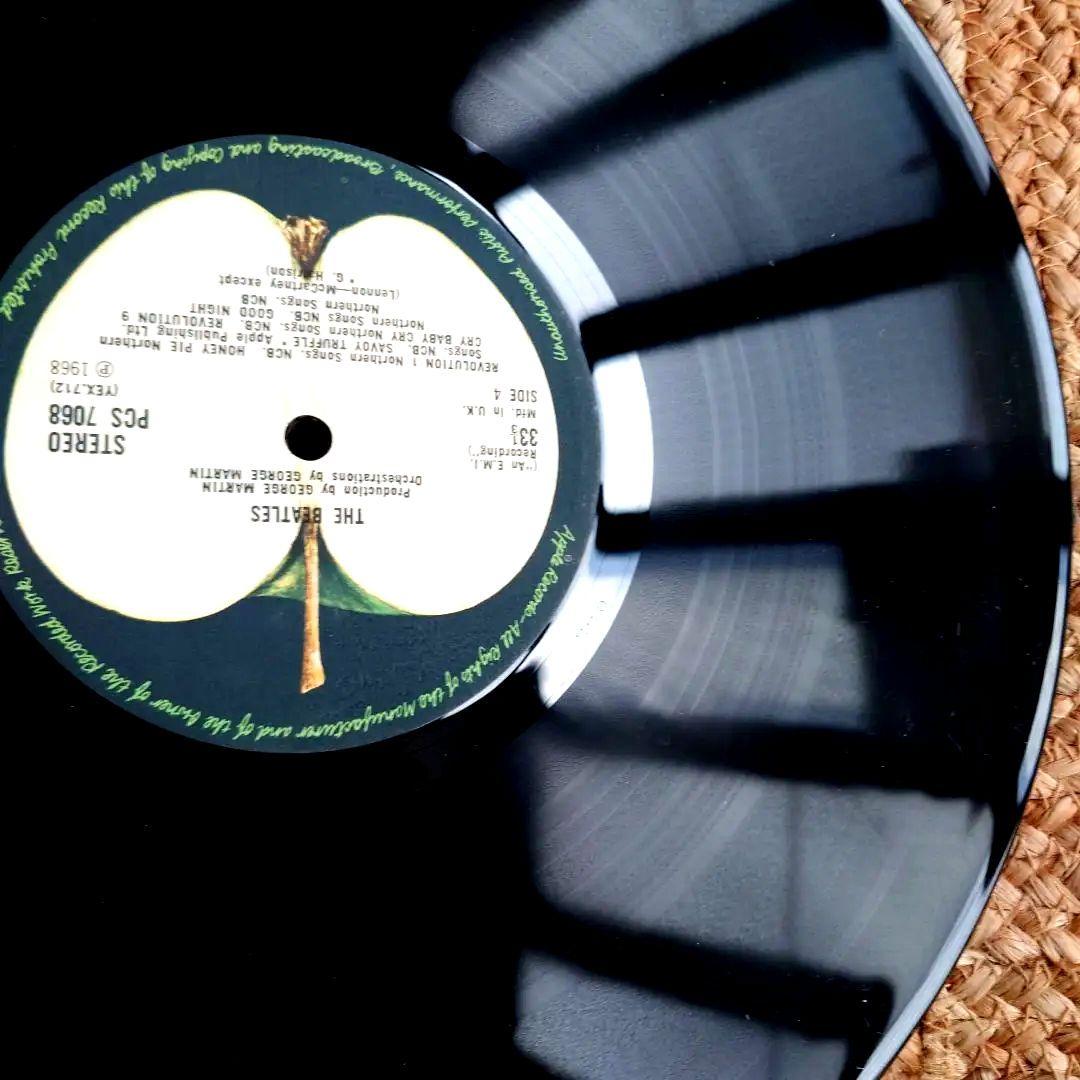 超レアUK盤The Beatles ホワイトアルバム