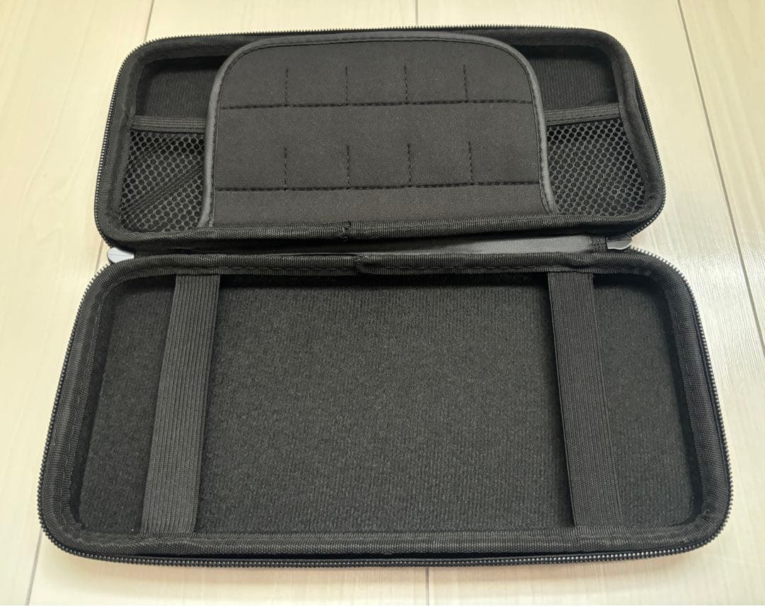 Nintendo Switch 動作品 収納ケース付き