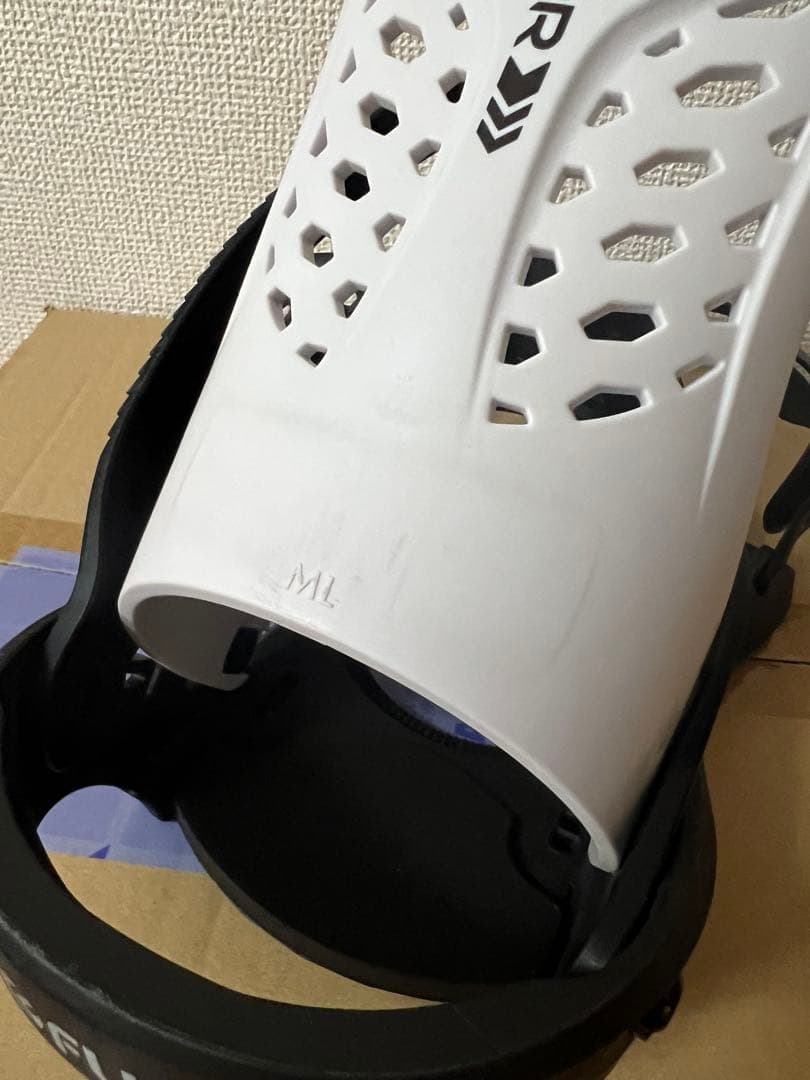 FLUX PR ビンディング ホワイト/ブラック Mサイズ