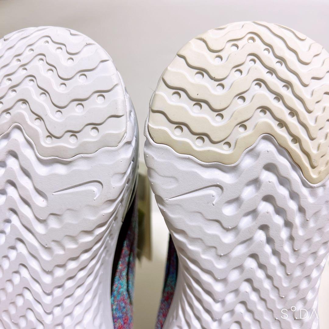 NIKE スニーカー