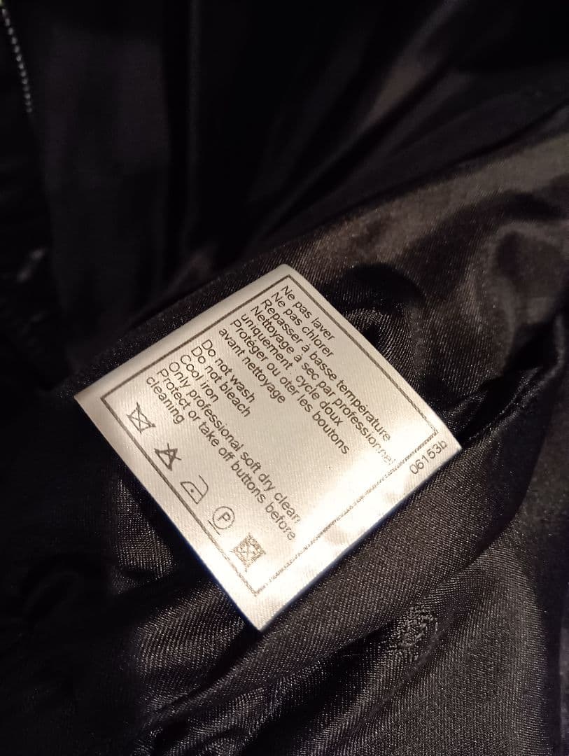 シャネル　ブラック　アウターコート