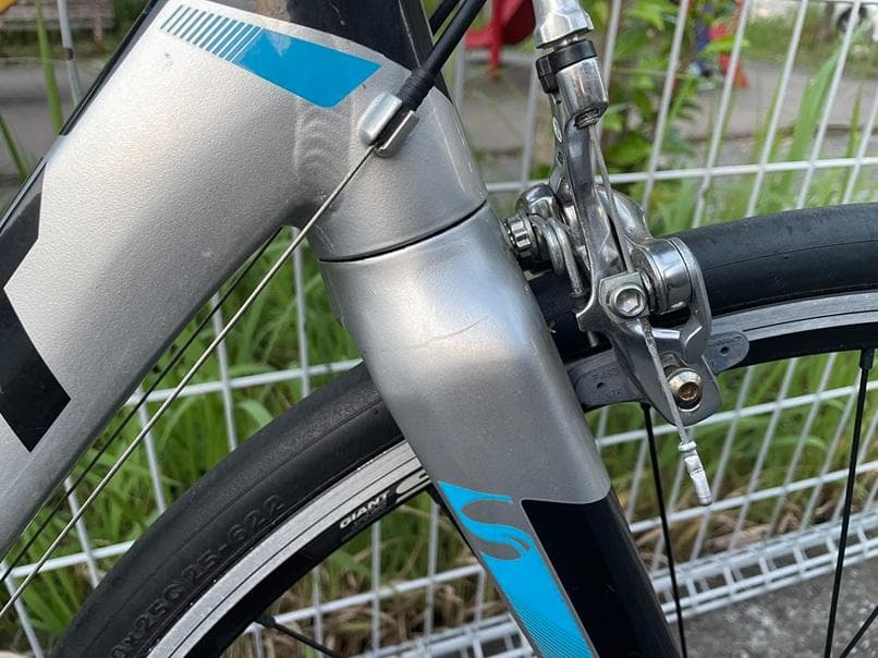 GIANT-DEFY2-ロードバイク-手渡しのみでお願いします