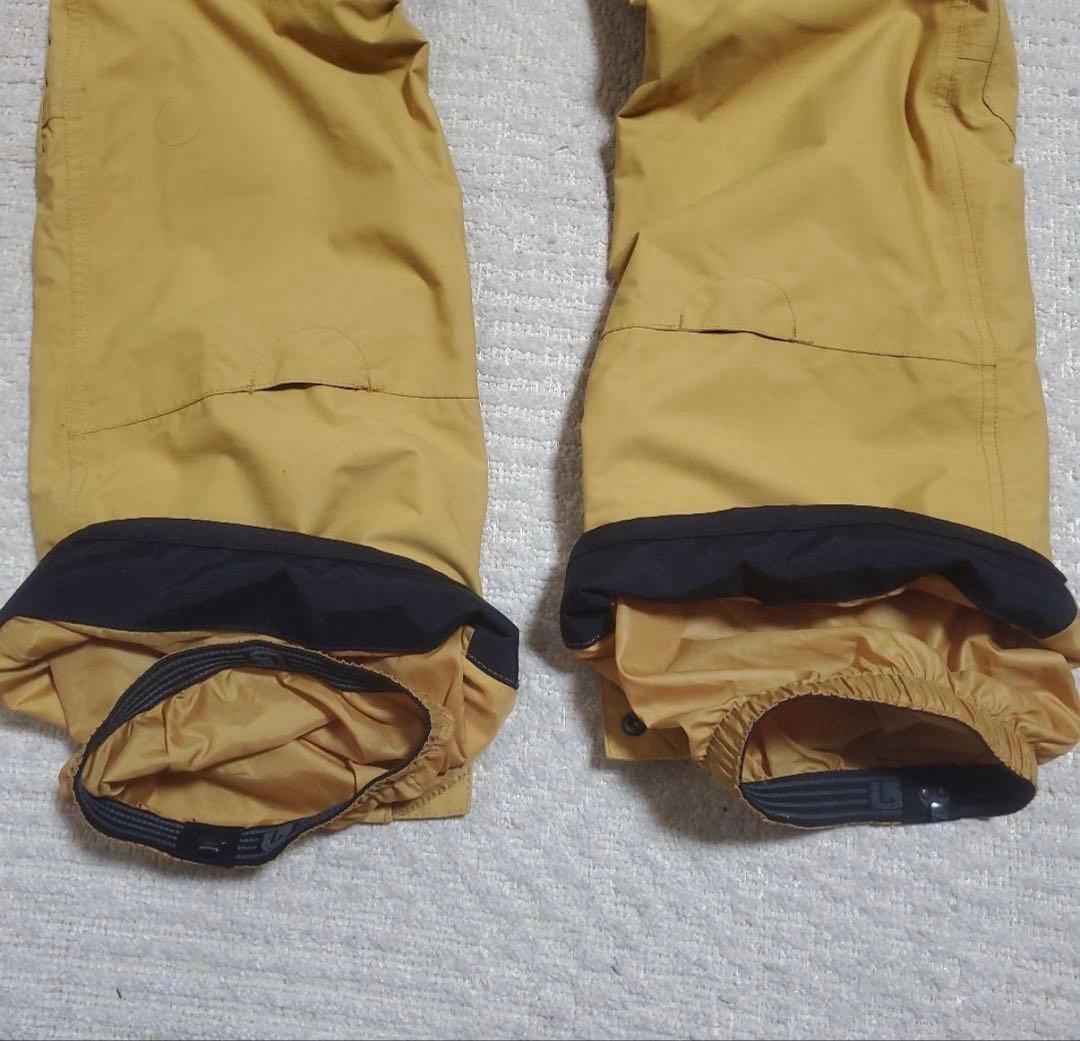 BURTON　ウェア上下　ジャケットLサイズ　パンツMサイズ