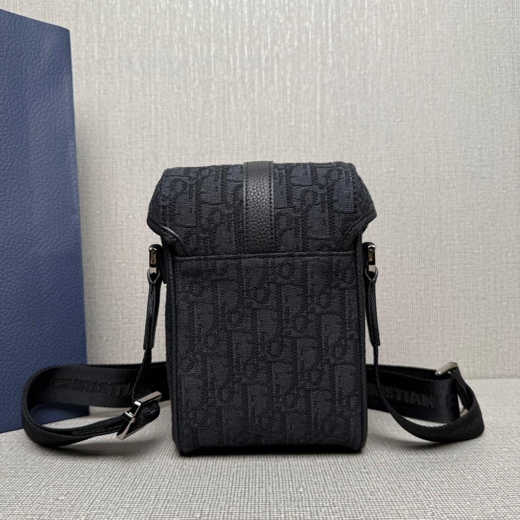 未使用 保管品✨ キャンバス × レザー　肩掛け　スマホショルダーバッグ