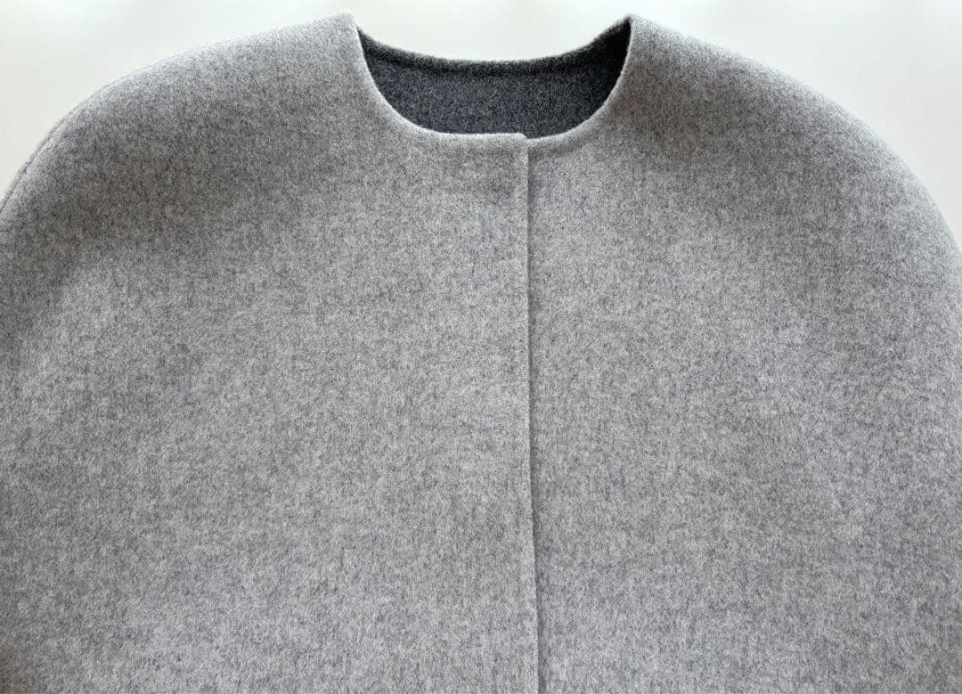 極美品 UNITED ARROWS バイカラー リバー ケープ 36 グレー