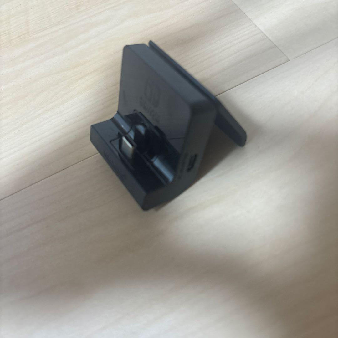 スイッチ ライズスペシャルエディションJoy-Con無し　スタンド型充電器