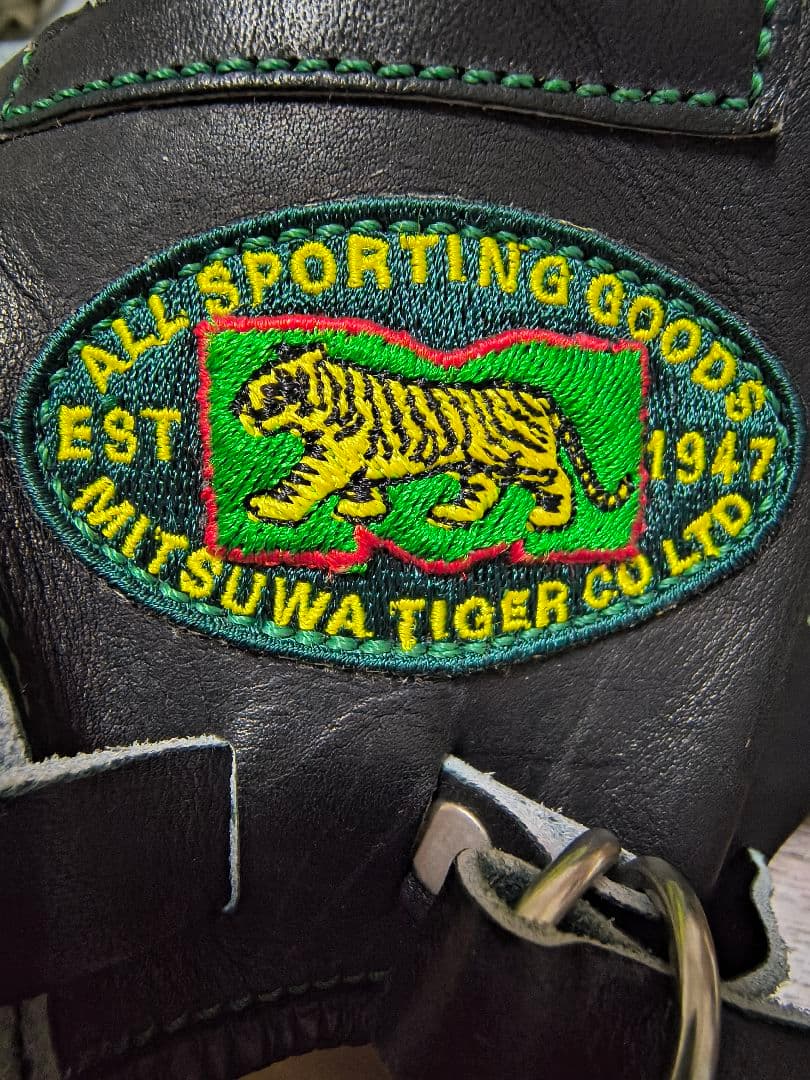 もずくさん専用　ミツワタイガー　硬式用キャッチャーミット