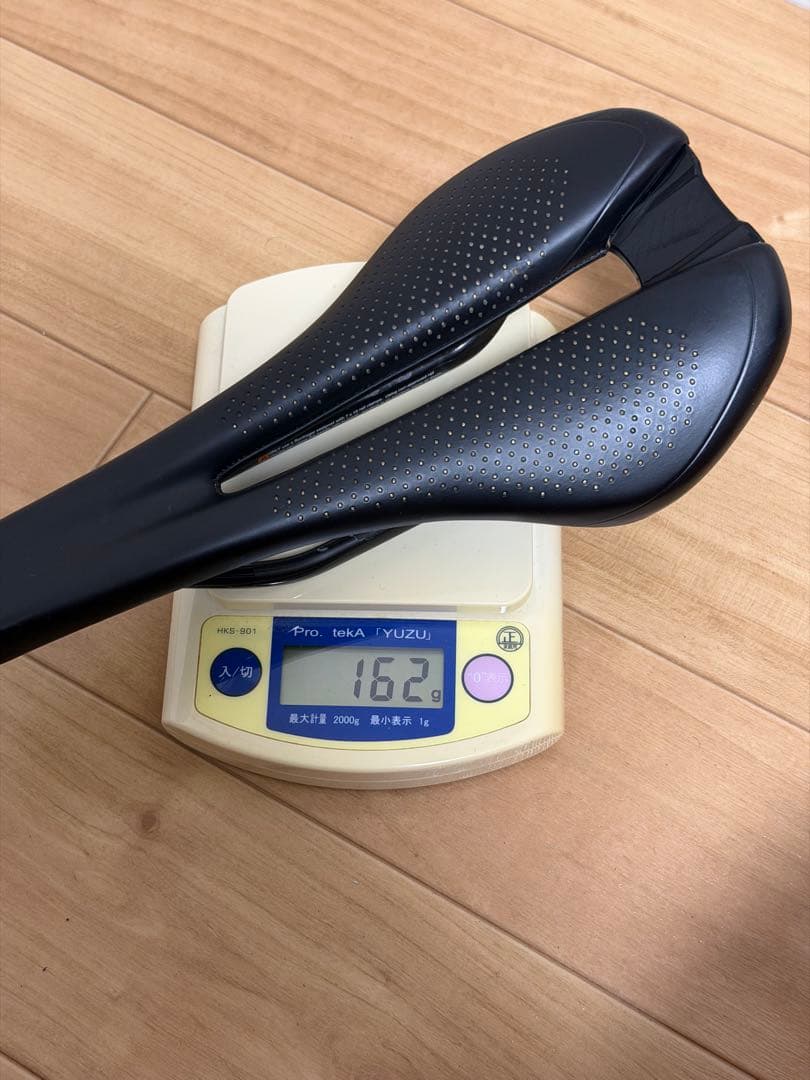 BONTRAGER MONTROSE PRO カーボンサドル