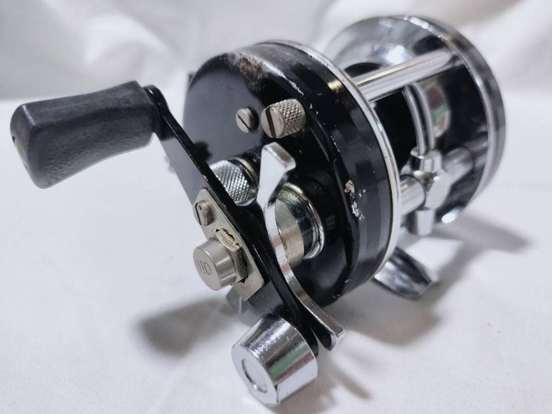 アブガルシア　アンバサダー5000C　ビンテージ　リール abu 　ブラック