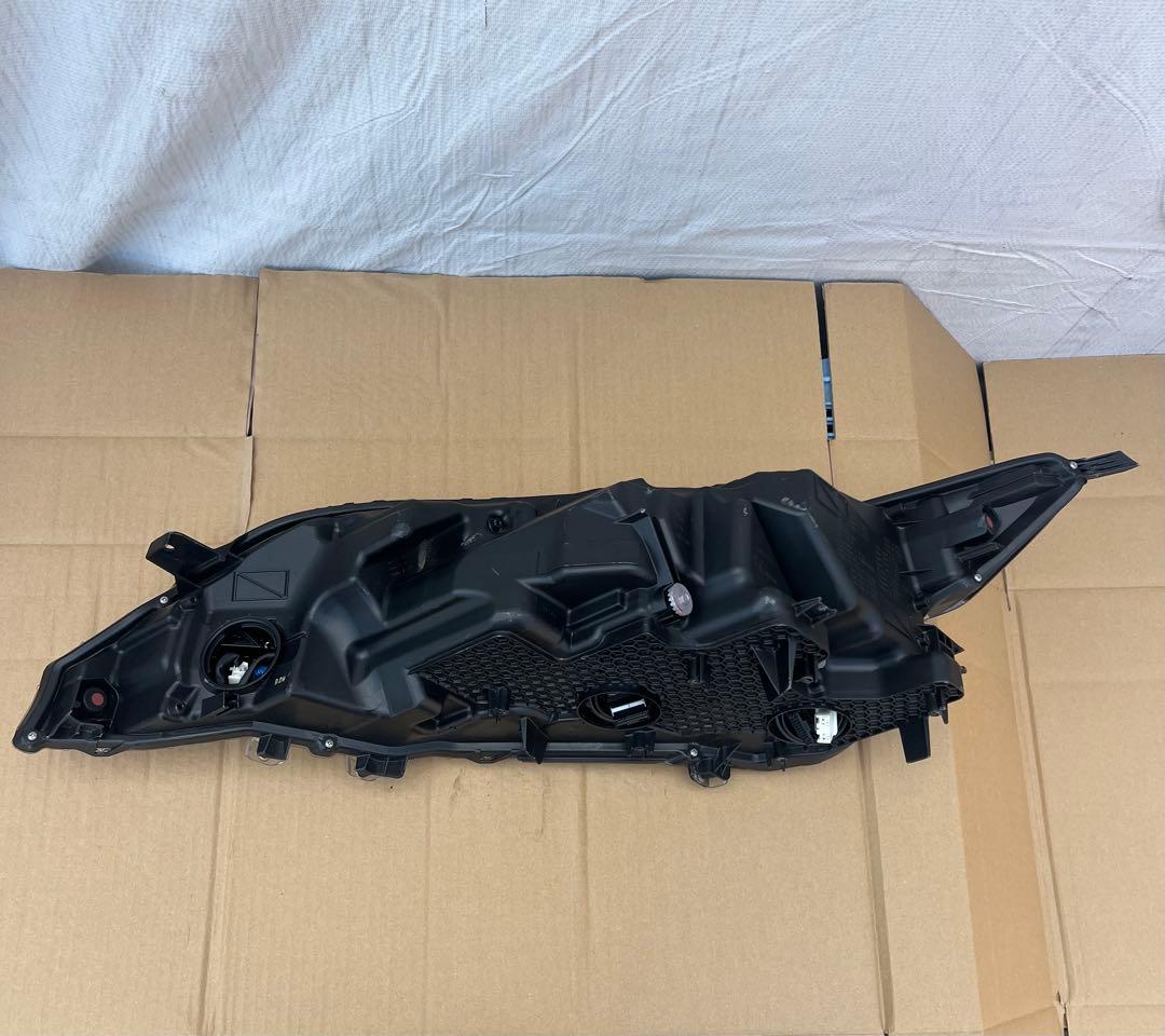 トヨタ ハリアー 後期型 LED ZSU60W ヘッドライト HARRIER