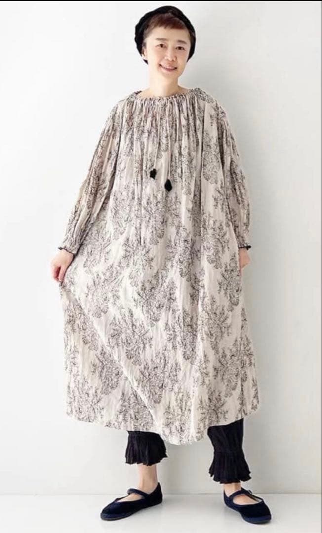 【 nest Robe 】エンブロイダリーリネン ワンピース 刺繍