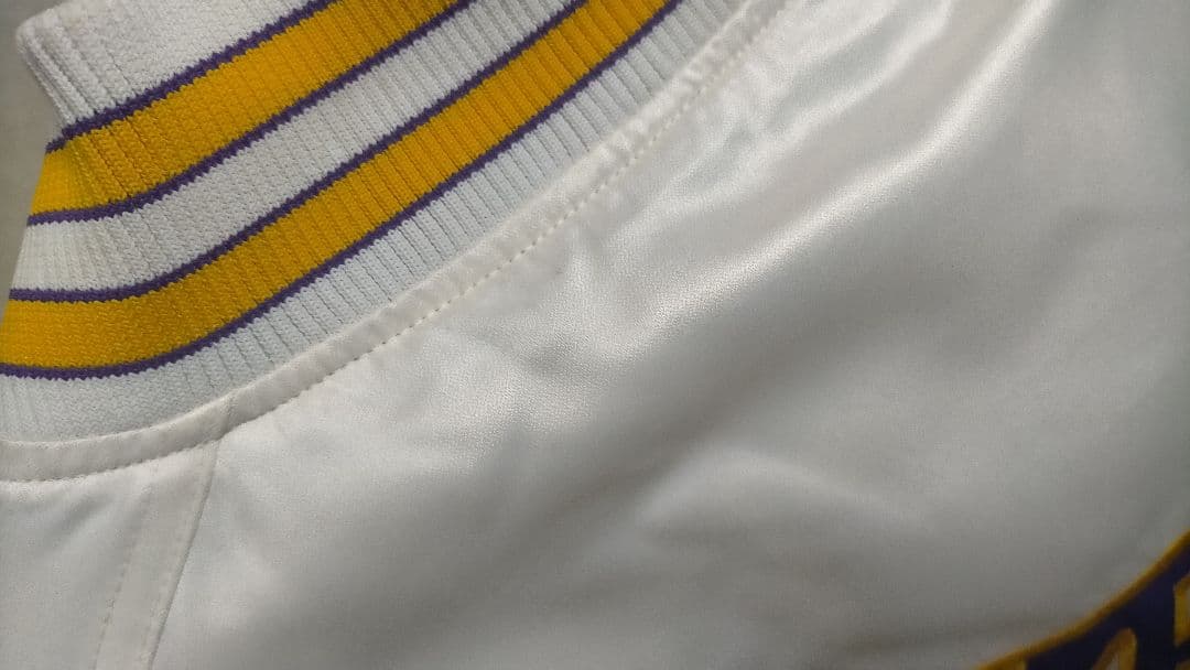 NIKE NBA LAKERS 中綿刺繍スタジャン ホワイト XL ヴィンテージ