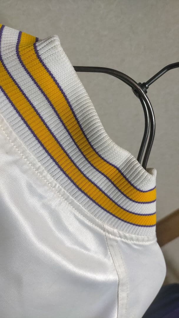 NIKE NBA LAKERS 中綿刺繍スタジャン ホワイト XL ヴィンテージ