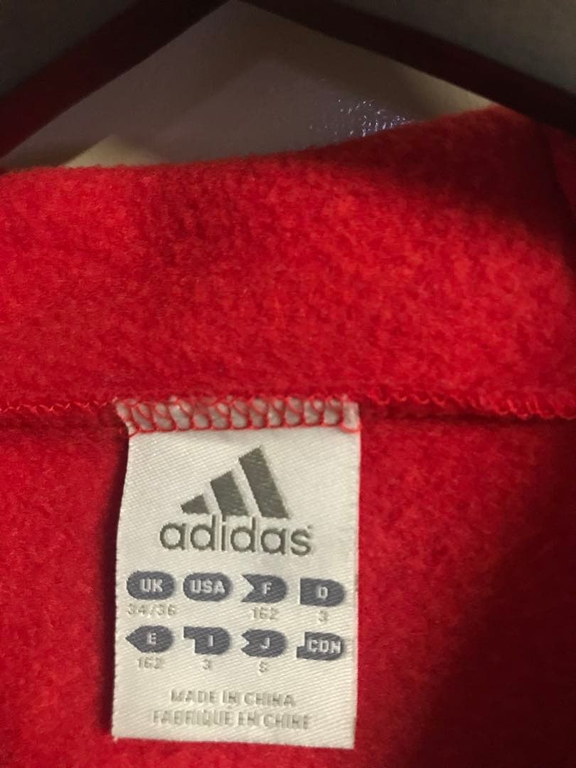 アディダス リヴァプール ユニフォーム スウェットパーカー SA153