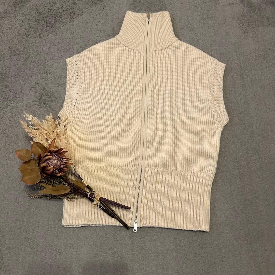 【美品】CLANE ZIP COLLAR KNIT VEST-ivory