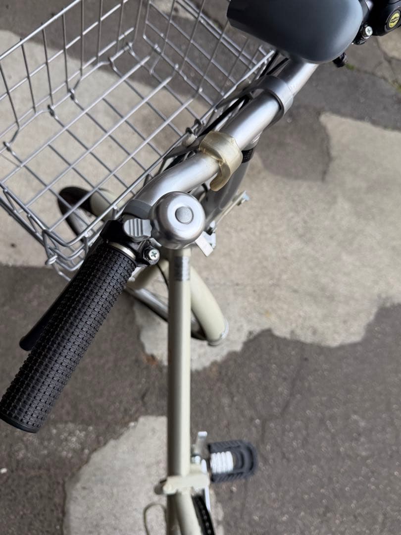 折りたたみ自転車 20インチ 6段ギア 折り畳み 自転車 カゴ付き