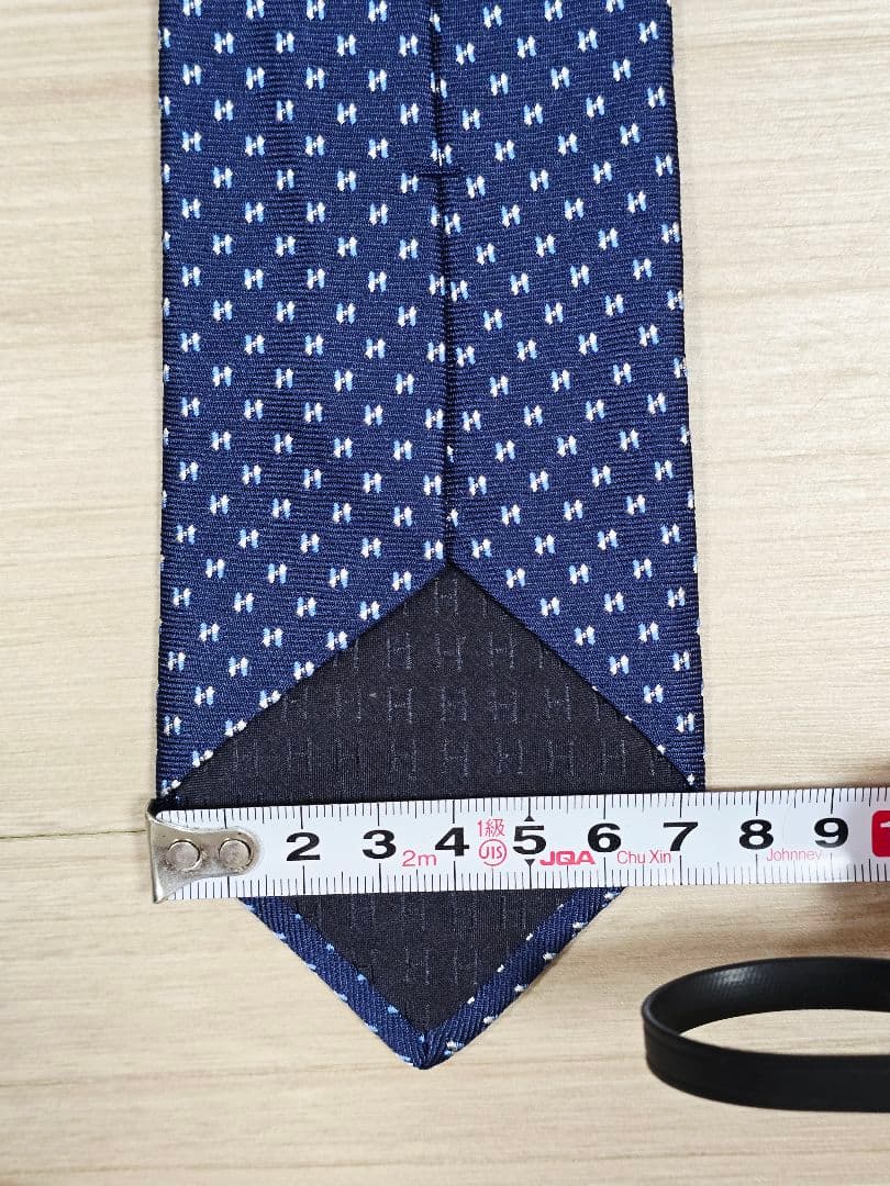 ポ*ー様 年末最終値下げエルメスHERMESシルクタイ ツイルビー Hメドール