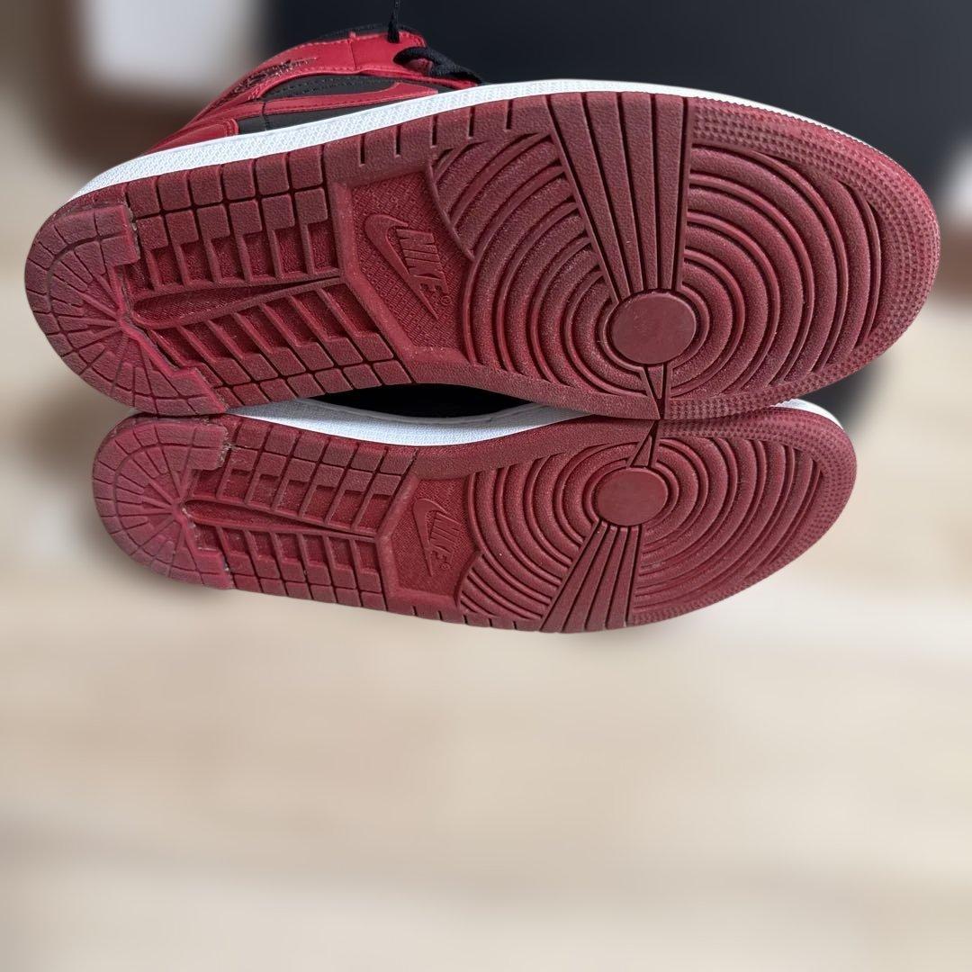 【美品】使用感ほぼなしNike Air Jordan 1 MID赤黒