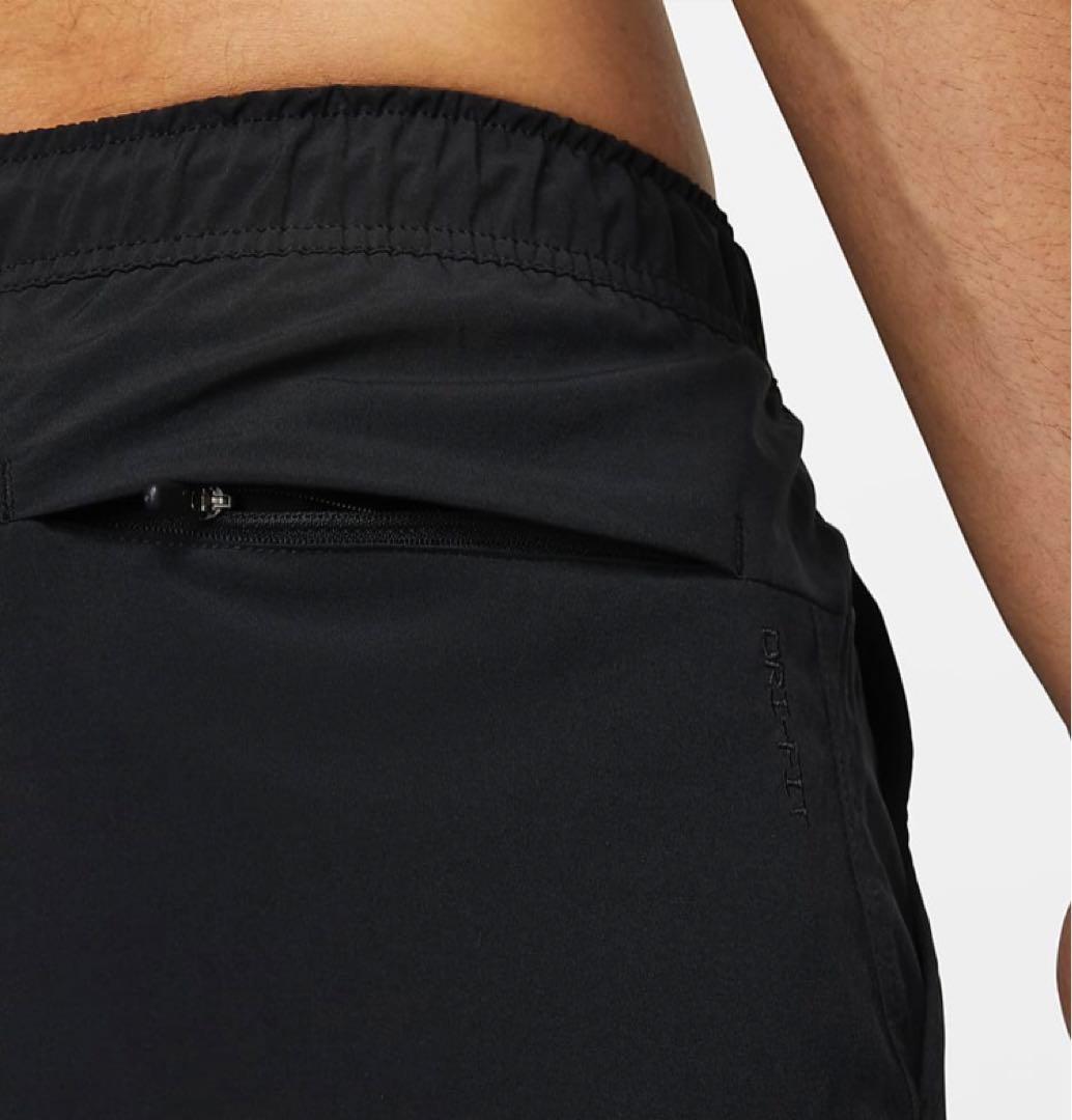 ナイキ NIKE トレーニングパンツ　ランニングパンツ　ショートパンツ