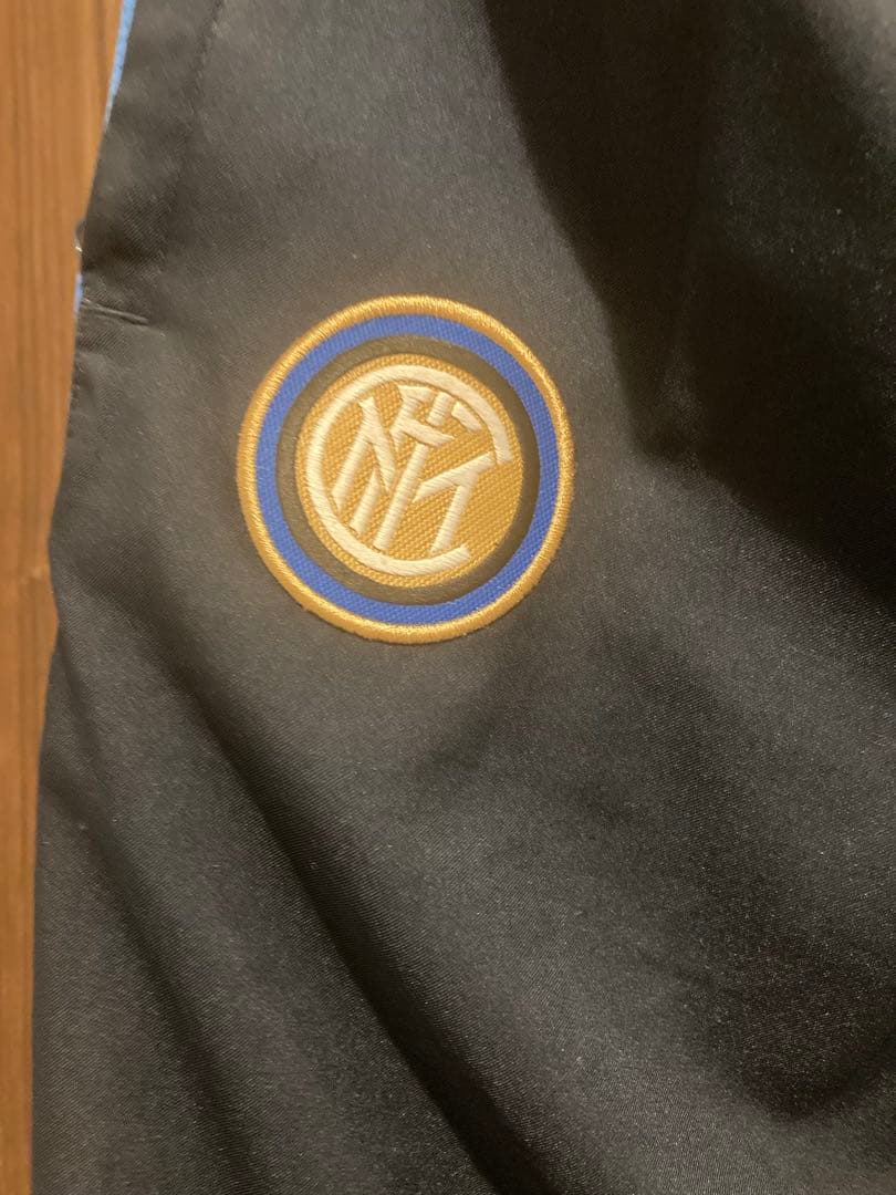 セリエA インテル ウーブンスーツ　上下セット